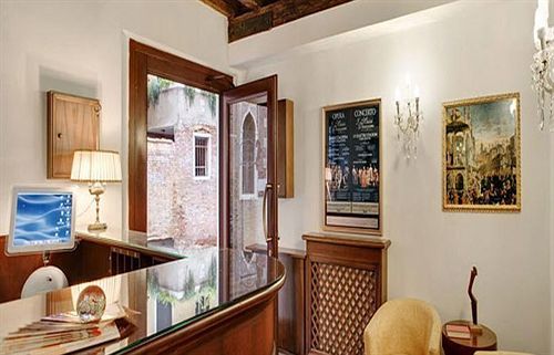 Bed and Breakfast Casa Rezzonico Venedig Exterior foto